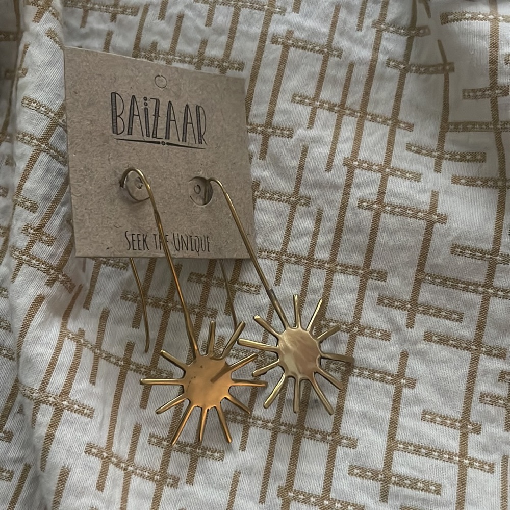 Gold Sunburst Earrings